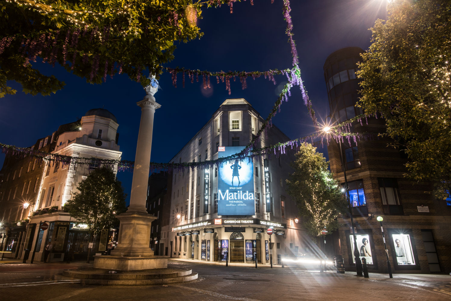 Cambridge Theatre Earlham St London Wc2h 9hu